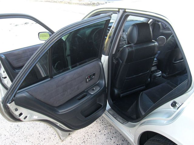 2002 Lexus IS 300 4dr Sedan Automatic Trans - 23040595 - 26