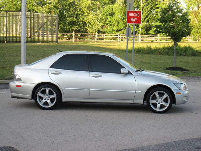 2002 Lexus IS 300 4dr Sedan Automatic Trans - 23040595 - 8
