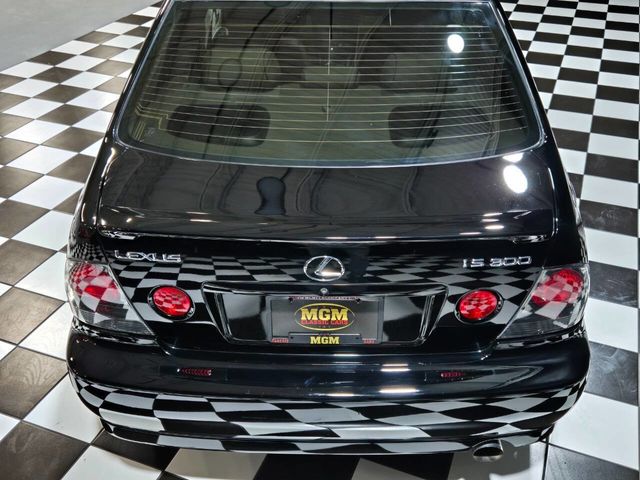 2002 Lexus IS 300 4dr Sedan Automatic Trans - 22948520 - 33