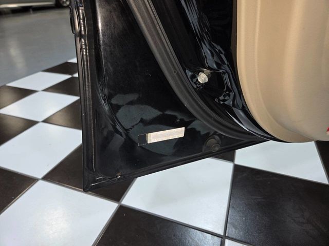 2002 Lexus IS 300 4dr Sedan Automatic Trans - 22948520 - 50