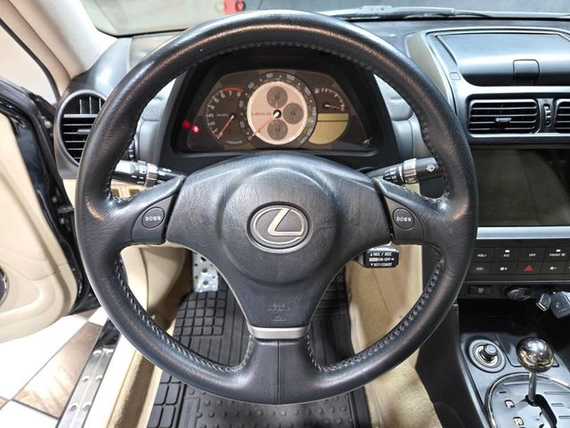 2002 Lexus IS 300 4dr Sedan Automatic Trans - 22948520 - 5
