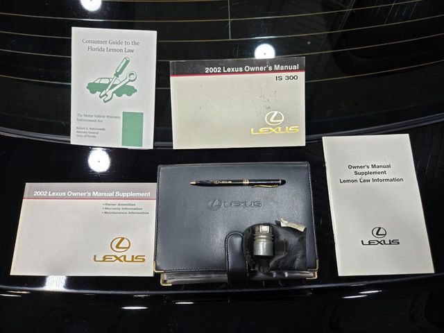 2002 Lexus IS 300 4dr Sedan Automatic Trans - 22948520 - 6
