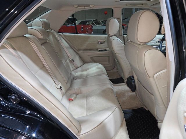 2002 Lexus IS 300 4dr Sedan Automatic Trans - 22948520 - 71