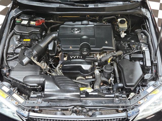 2002 Lexus IS 300 4dr Sedan Automatic Trans - 22948520 - 7