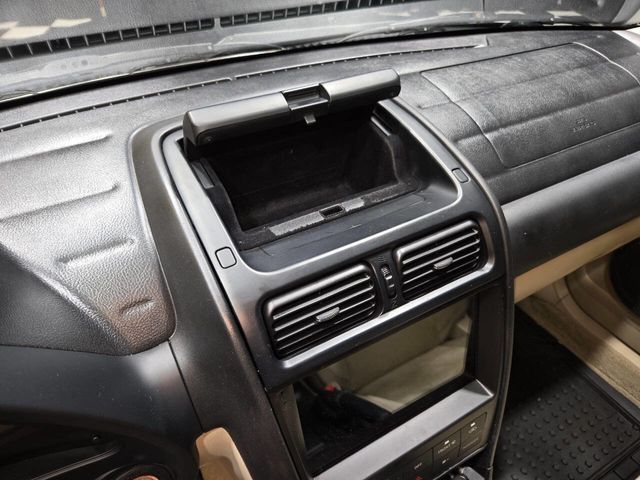 2002 Lexus IS 300 4dr Sedan Automatic Trans - 22948520 - 86