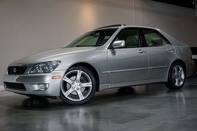 2002 Lexus IS 300