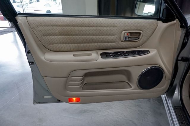 2002 Lexus IS 300 *5-Speed Manual* *2JZ 3.0L 6-Cyl* *LSD* *Millennium Silver*  - 22944261 - 15