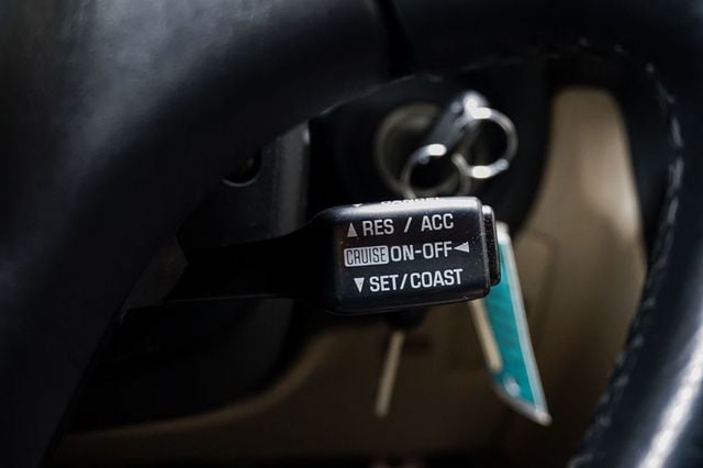 2002 Lexus IS 300 *5-Speed Manual* *2JZ 3.0L 6-Cyl* *LSD* *Millennium Silver*  - 22944261 - 22