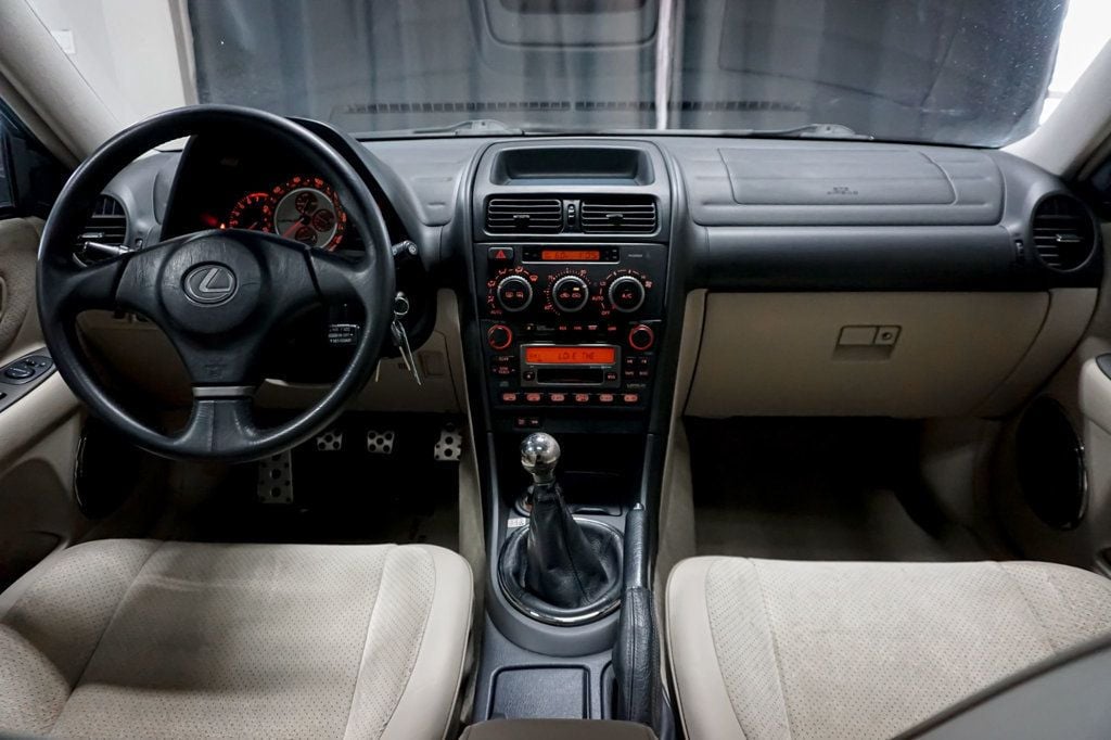 2002 Lexus IS 300 *5-Speed Manual* *2JZ 3.0L 6-Cyl* *LSD* *Millennium Silver*  - 22944261 - 27