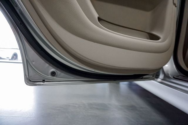 2002 Lexus IS 300 *5-Speed Manual* *2JZ 3.0L 6-Cyl* *LSD* *Millennium Silver*  - 22944261 - 70