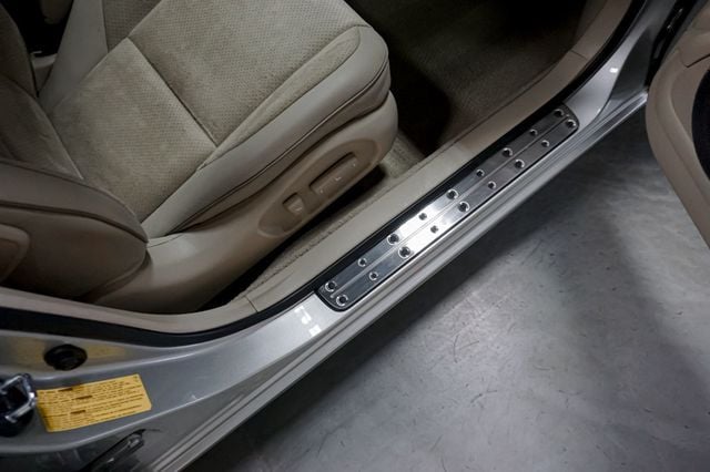 2002 Lexus IS 300 *5-Speed Manual* *2JZ 3.0L 6-Cyl* *LSD* *Millennium Silver*  - 22944261 - 78