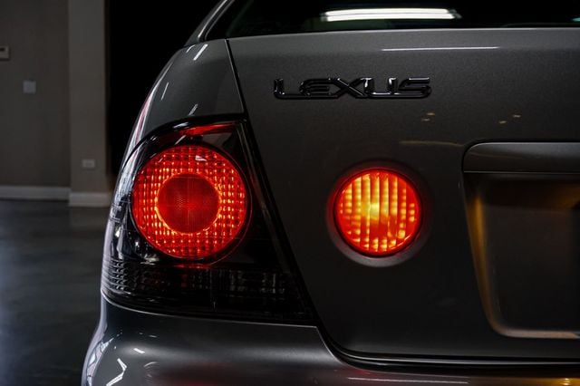 2002 Lexus IS 300 *5-Speed Manual* *2JZ 3.0L 6-Cyl* *LSD* *Millennium Silver*  - 22944261 - 82