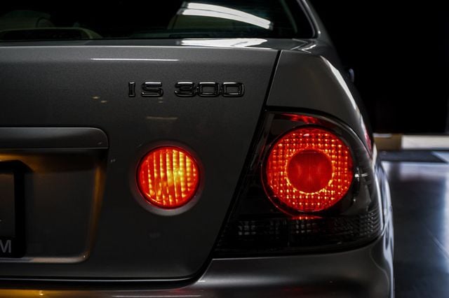 2002 Lexus IS 300 *5-Speed Manual* *2JZ 3.0L 6-Cyl* *LSD* *Millennium Silver*  - 22944261 - 83