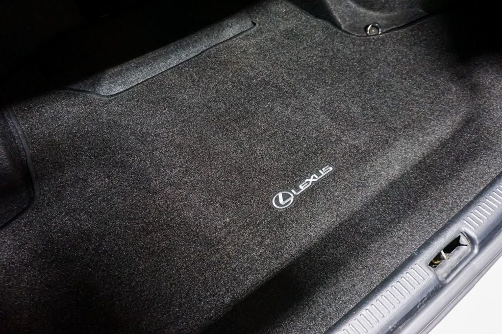 2002 Lexus IS 300 *5-Speed Manual* *2JZ 3.0L 6-Cyl* *LSD* *Millennium Silver*  - 22944261 - 88