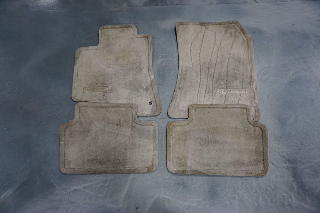 2002 Lexus IS 300 *5-Speed Manual* *2JZ 3.0L 6-Cyl* *LSD* *Millennium Silver*  - 22944261 - 91