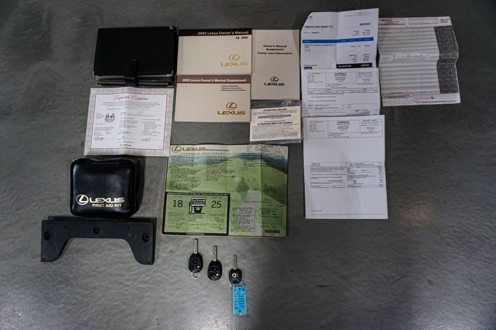 2002 Lexus IS 300 *5-Speed Manual* *2JZ 3.0L 6-Cyl* *LSD* *Millennium Silver*  - 22944261 - 98