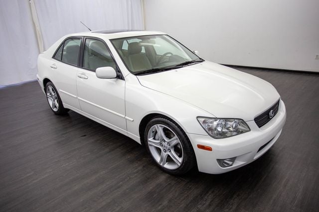 2002 Lexus IS 300 Base Trim - 22920552 - 1