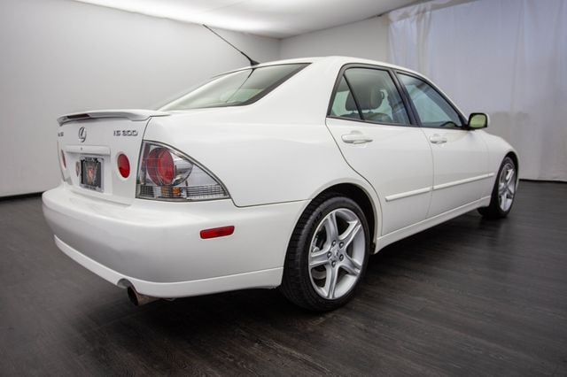 2002 Lexus IS 300 Base Trim - 22920552 - 29
