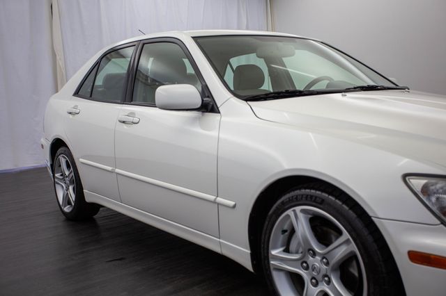 2002 Lexus IS 300 Base Trim - 22920552 - 33