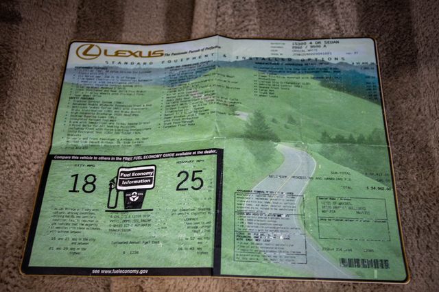 2002 Lexus IS 300 Base Trim - 22920552 - 41