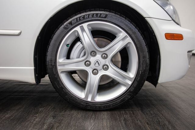 2002 Lexus IS 300 Base Trim - 22920552 - 43