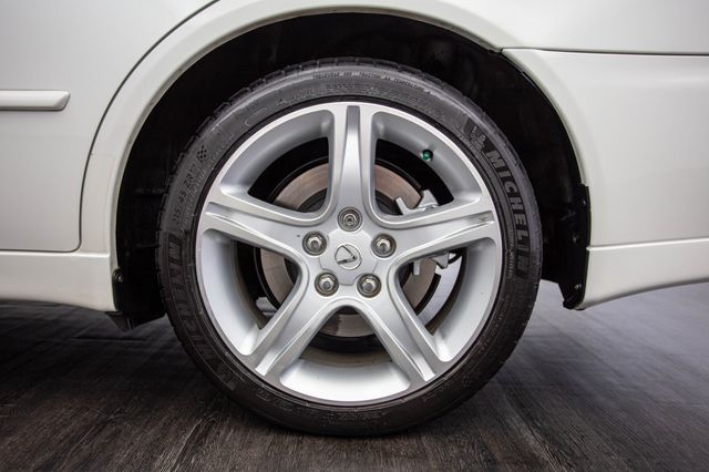 2002 Lexus IS 300 Base Trim - 22920552 - 45