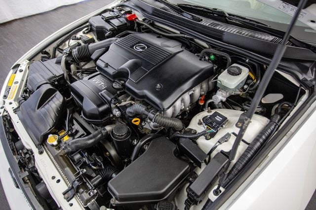 2002 Lexus IS 300 Base Trim - 22920552 - 47