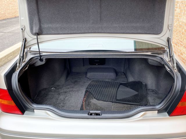 2002 Lexus LS 430 4dr Sedan - 22998606 - 15