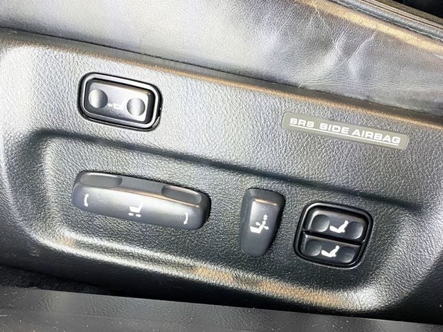 2002 Lexus LS 430 4dr Sedan - 22998606 - 18