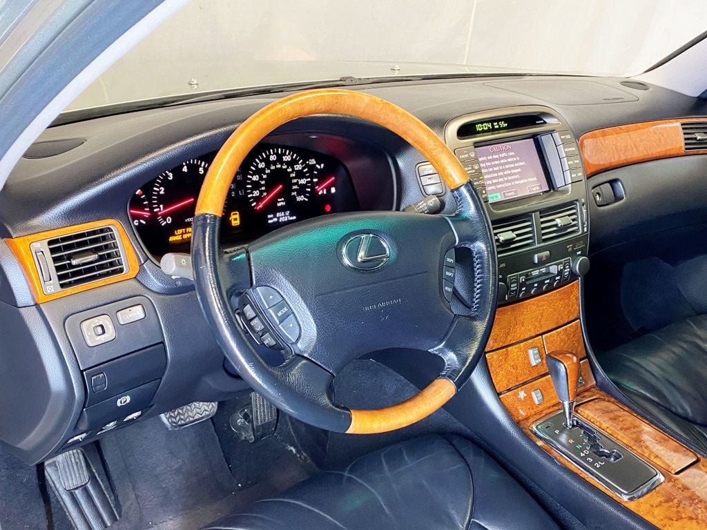 2002 Lexus LS 430 4dr Sedan - 22998606 - 19