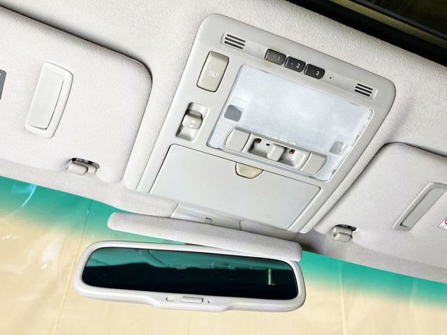 2002 Lexus LS 430 4dr Sedan - 22998606 - 36