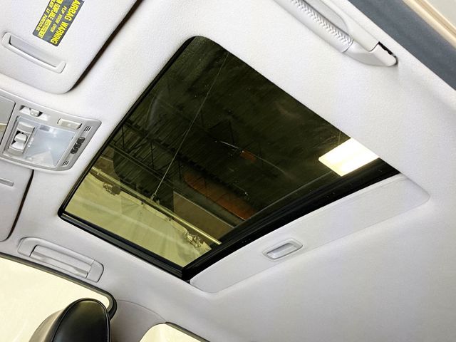 2002 Lexus LS 430 4dr Sedan - 22998606 - 37