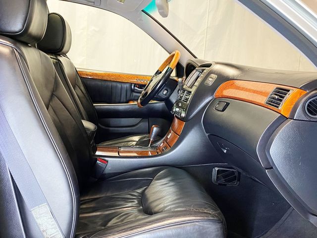 2002 Lexus LS 430 4dr Sedan - 22998606 - 40
