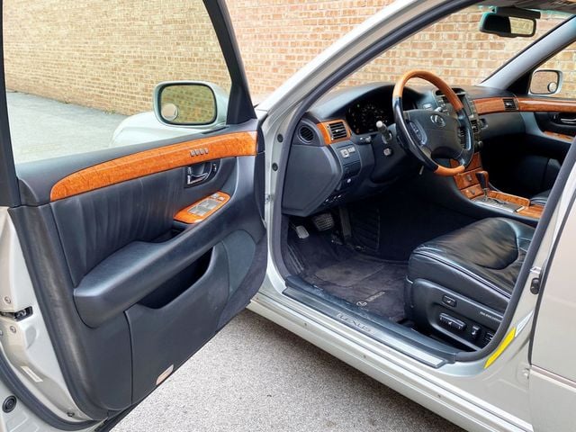 2002 Lexus LS 430 4dr Sedan - 22998606 - 4