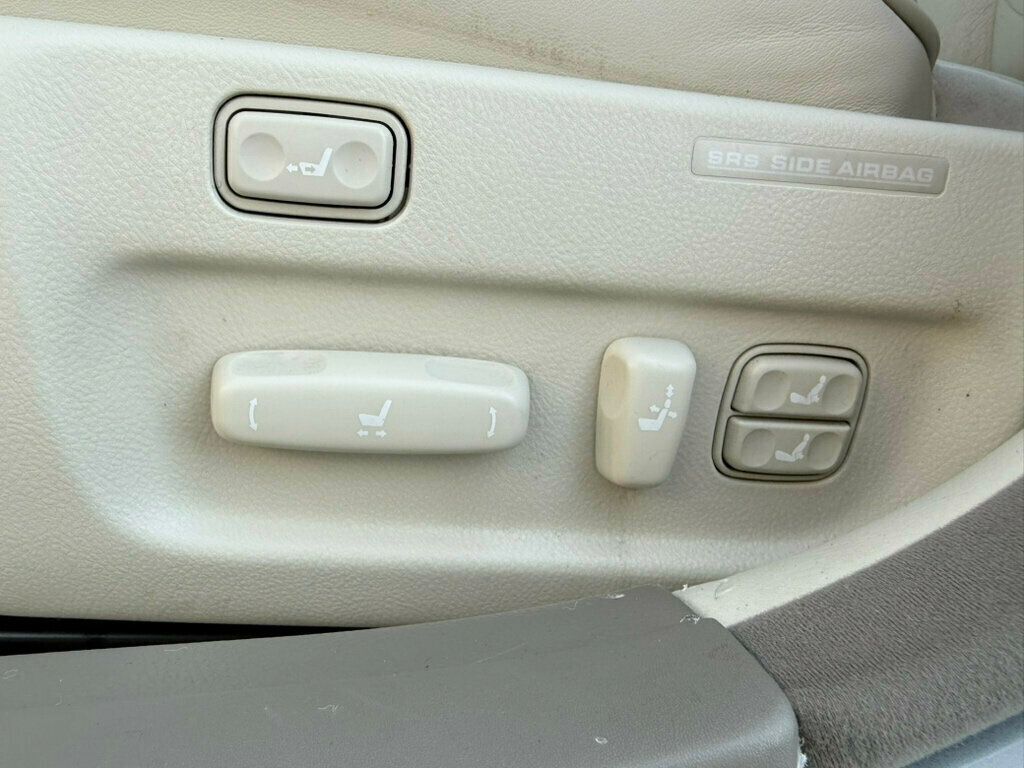 2002 Lexus LS 430 photo 32