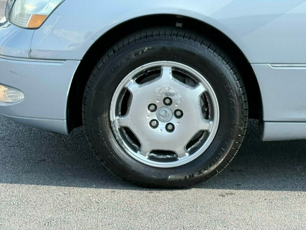2002 Lexus LS 430 photo 37