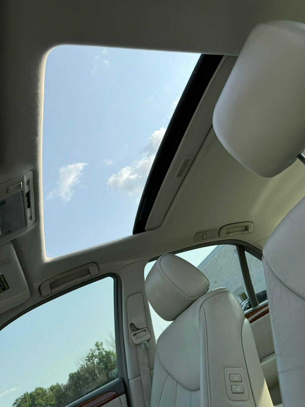 2002 Lexus LS 430 photo 4