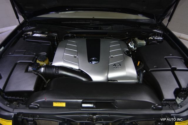 2002 Lexus LS 430 New Tires - 22916584 - 32