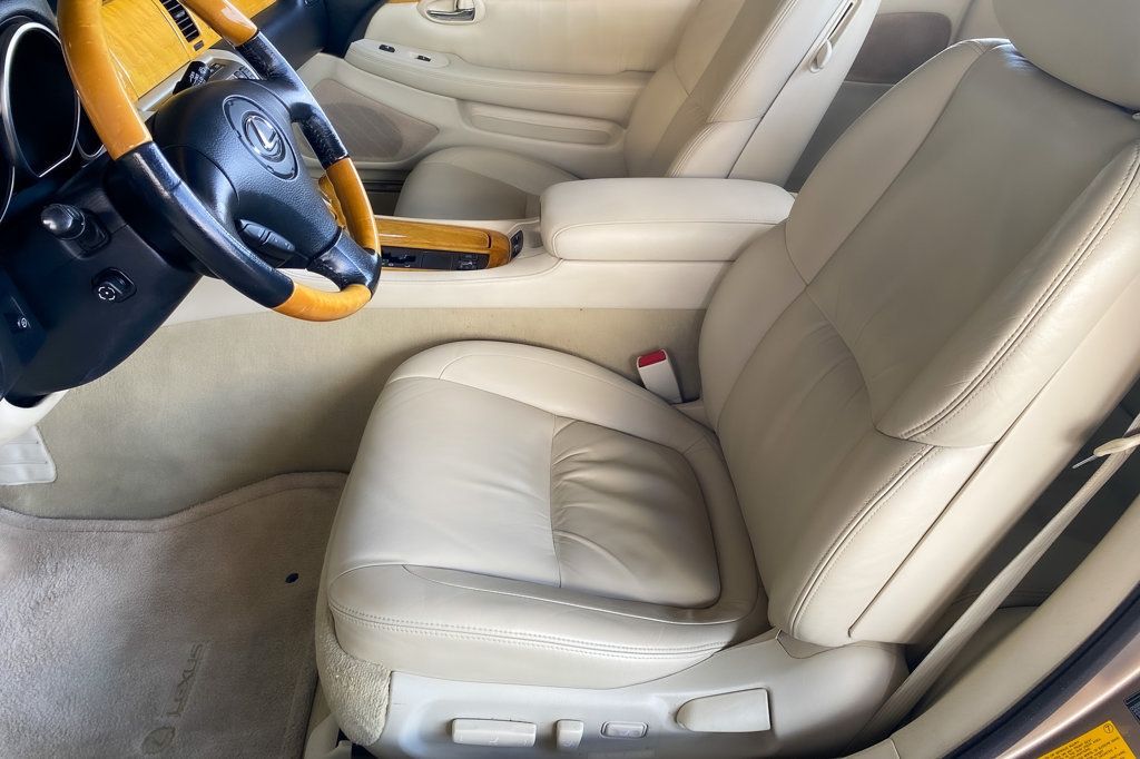 2002 Lexus SC 430 photo 15
