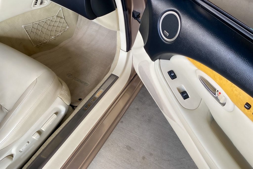 2002 Lexus SC 430 photo 18