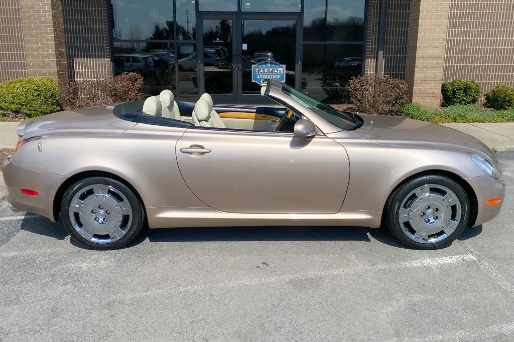 2002 Lexus SC 430 photo 2