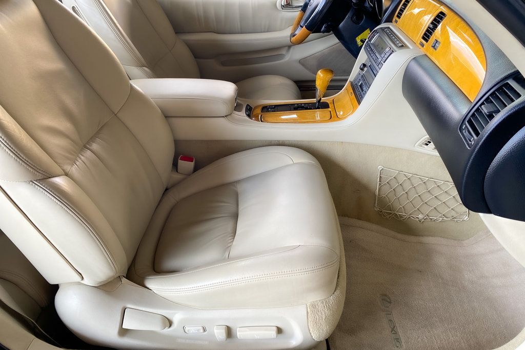 2002 Lexus SC 430 photo 19