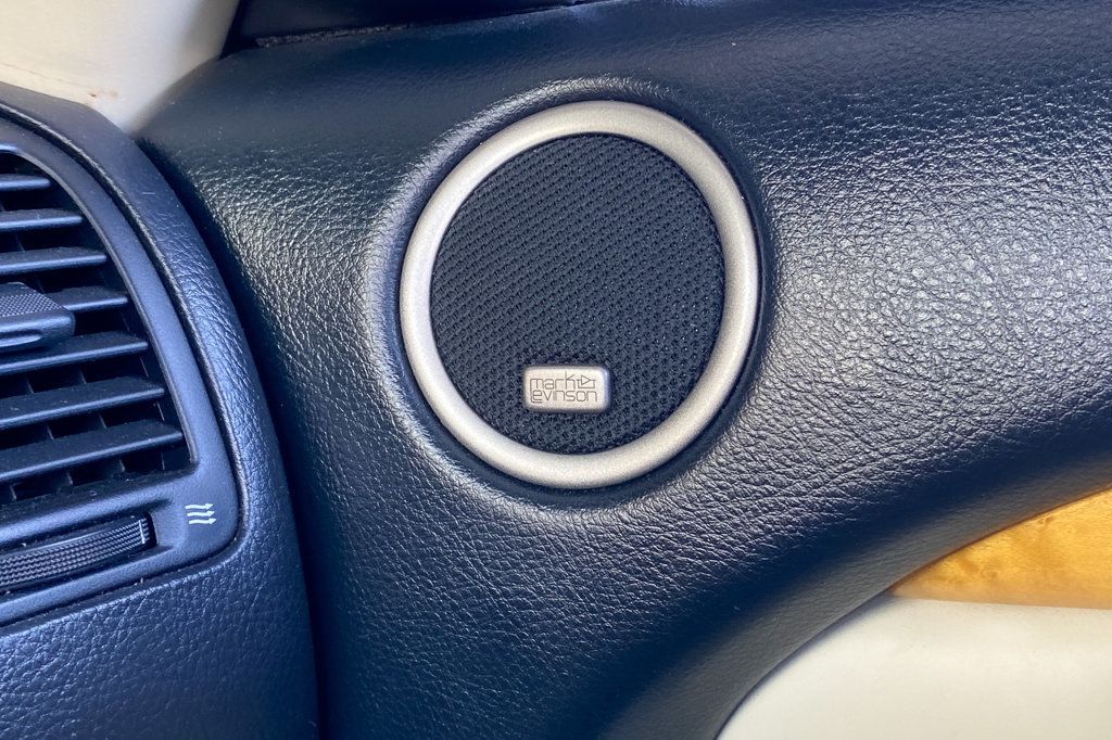 2002 Lexus SC 430 photo 23