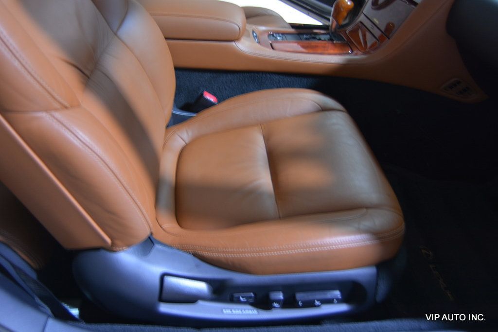 2002 Lexus SC 430 2dr Convertible - 22915649 - 19