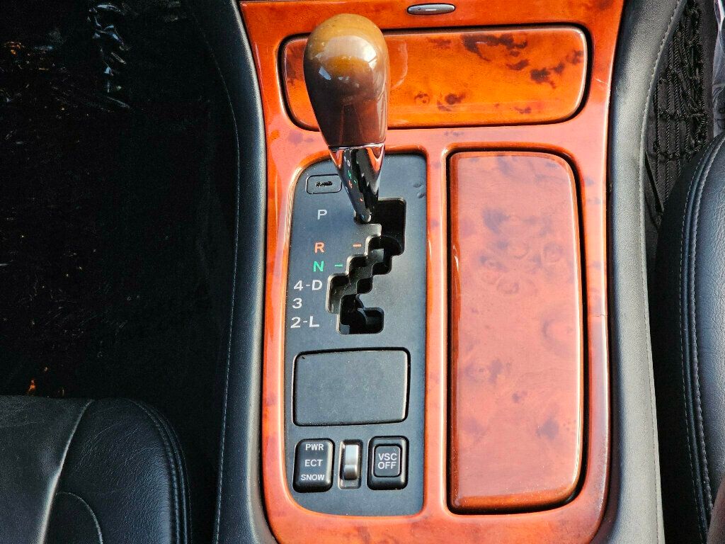 2002 Lexus SC 430 2dr Convertible - 22970289 - 32