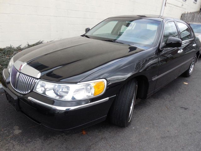 Lincoln town car 2002