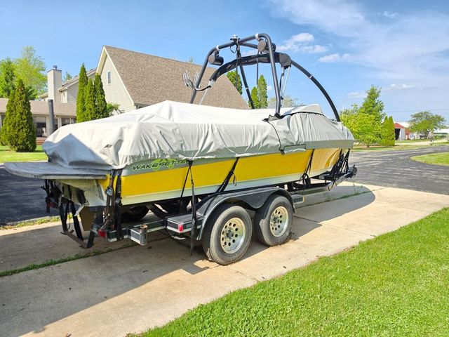 2002 MALIBU WAKESETTER Fiberglass - 23070231 - 4