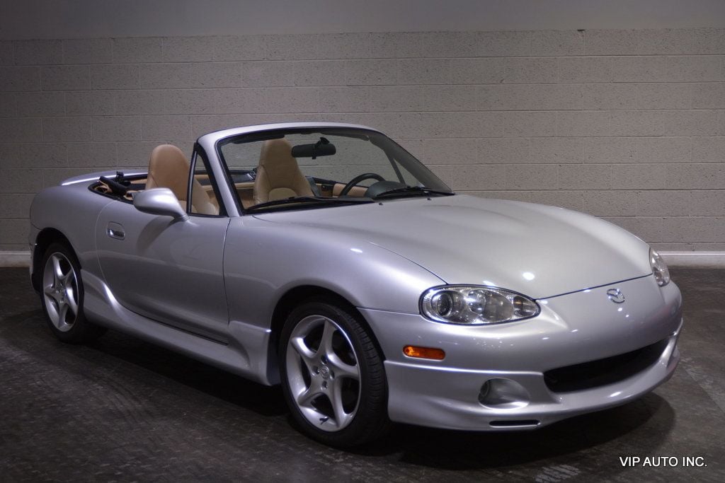 2002 Mazda MX-5 Miata 2dr Convertible LS Automatic - 22545930 - 0