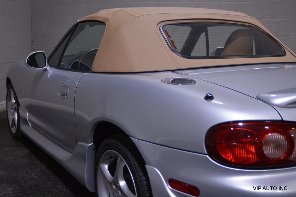 2002 Mazda MX-5 Miata 2dr Convertible LS Automatic - 22545930 - 16