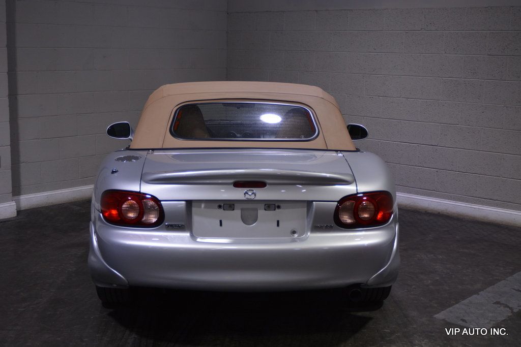 2002 Mazda MX-5 Miata 2dr Convertible LS Automatic - 22545930 - 21